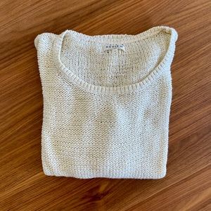 Cream, short-sleeved knit sweater ☀️